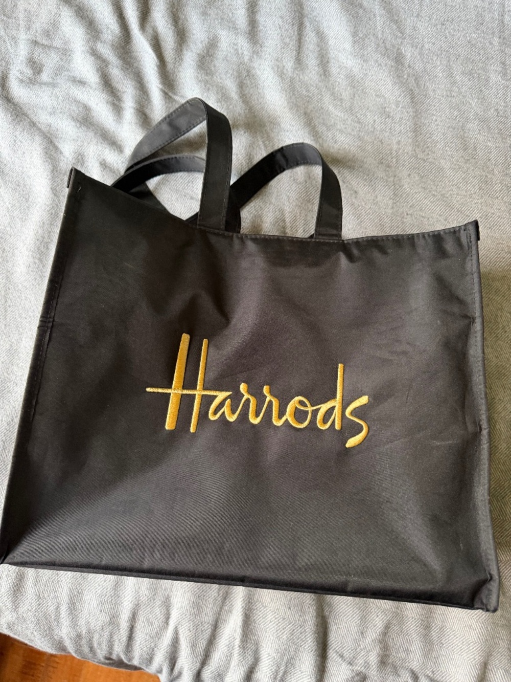 Harrods London Signature Shopper Tote Bag - Black & Gold - Zip Top Closure